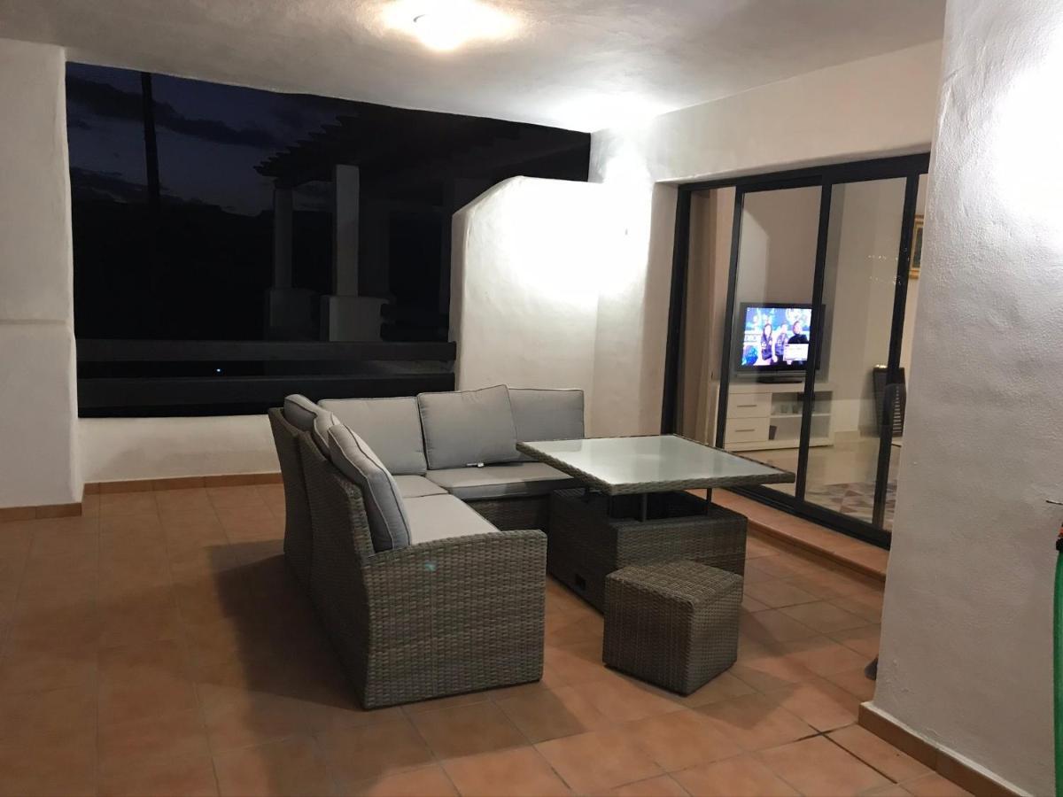 Lotus Marco Apartment Casares Luaran gambar