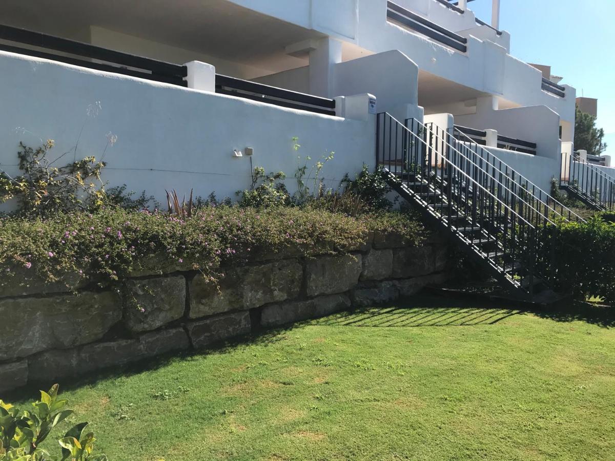 Lotus Marco Apartment Casares Luaran gambar